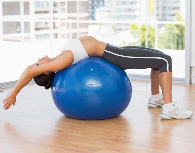 Gymnastik- und Yogaball 25 cm | Flexibel und bequem - Image 4