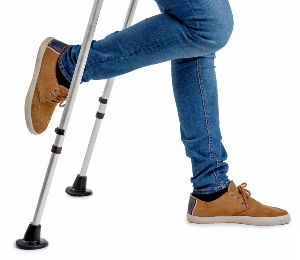 Komplettes Set Orthopädische Gehhilfen + Polster + Breite Gummikappen - Image 9